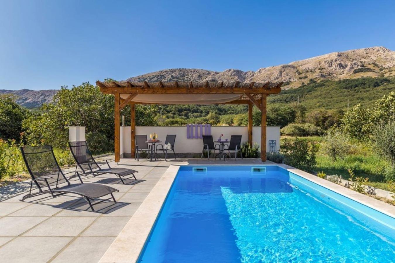 Guest house U Kuci S Bazenom - Hacienda